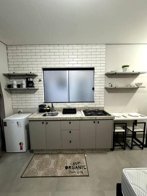 3-Studio Prox Uel E Catuai C/Ar Londrina Exteriér fotografie